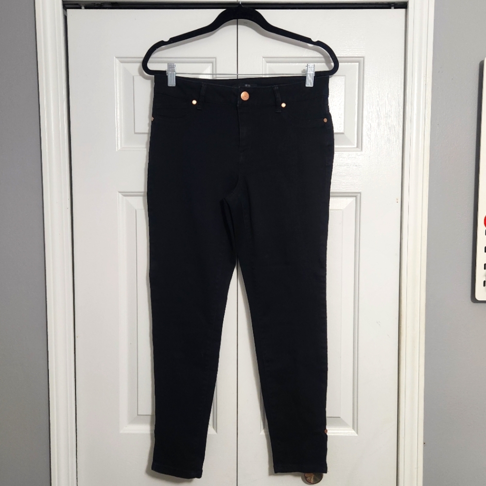 1822 Denim Black Skinny Jeans size 30